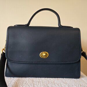 Coach Leather Purse Dark Blue approx size 10x8x3 New